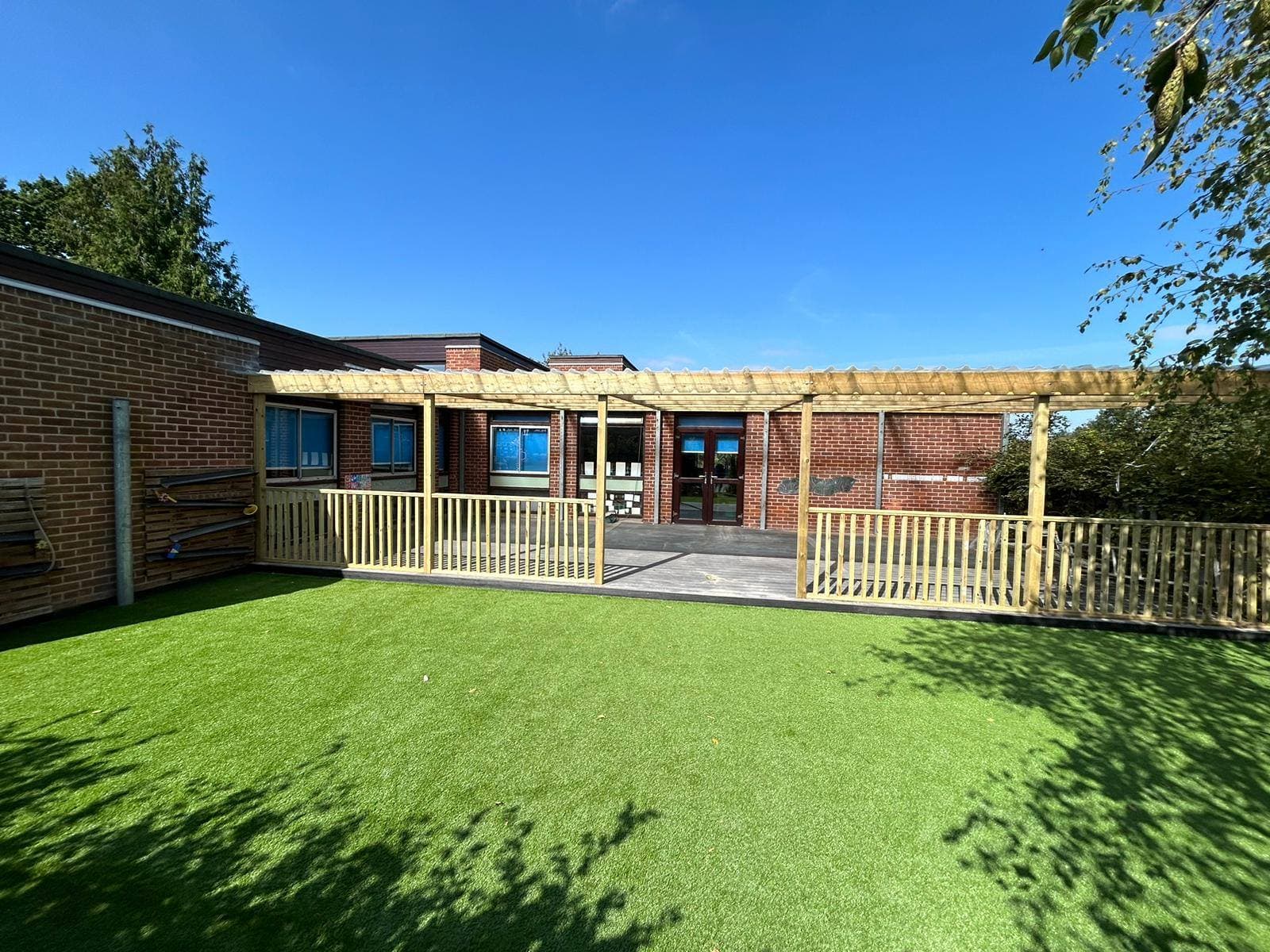 Undercover Decked Area — image 2