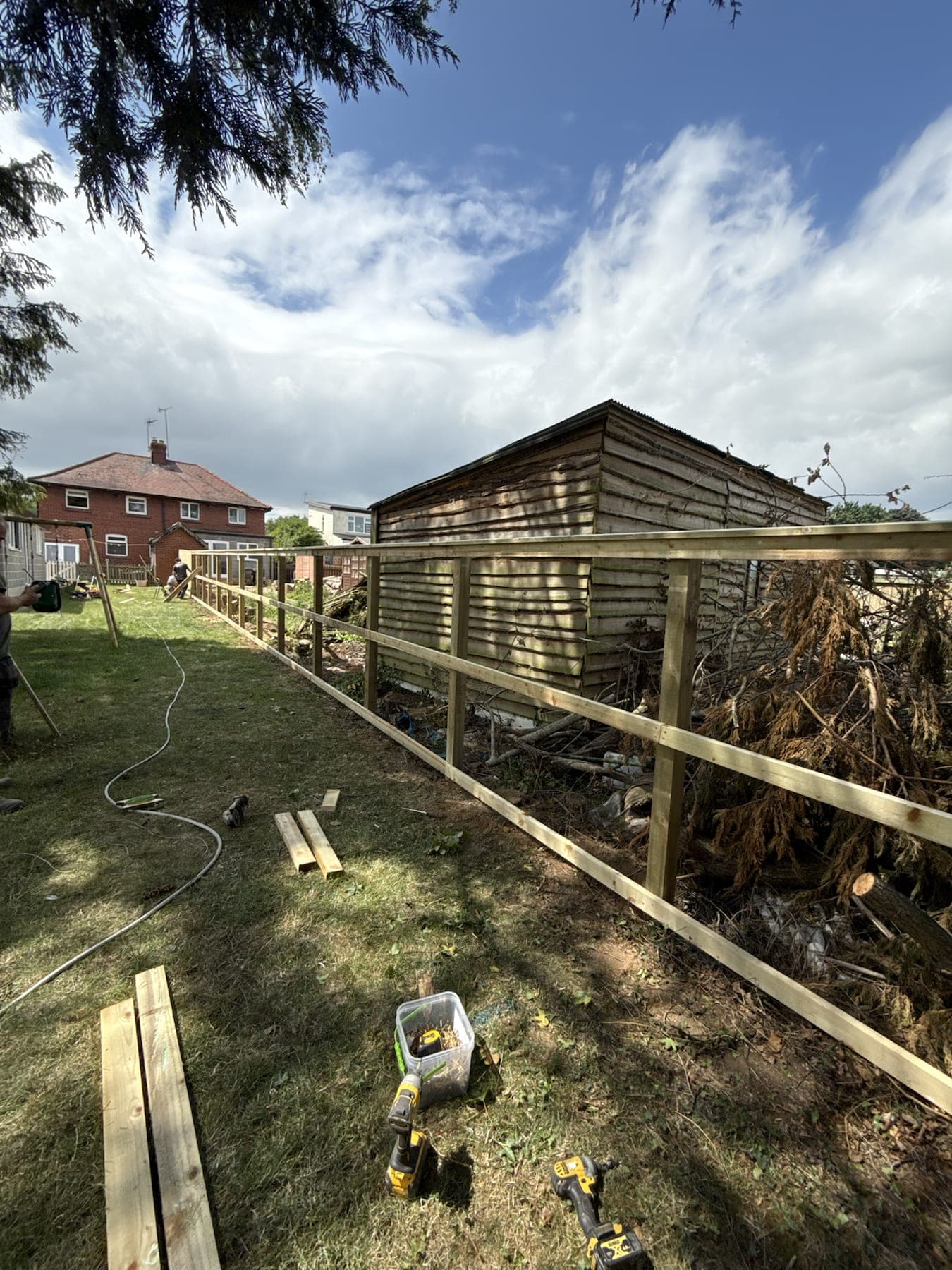 Closeboard Garden Fencing — image 8