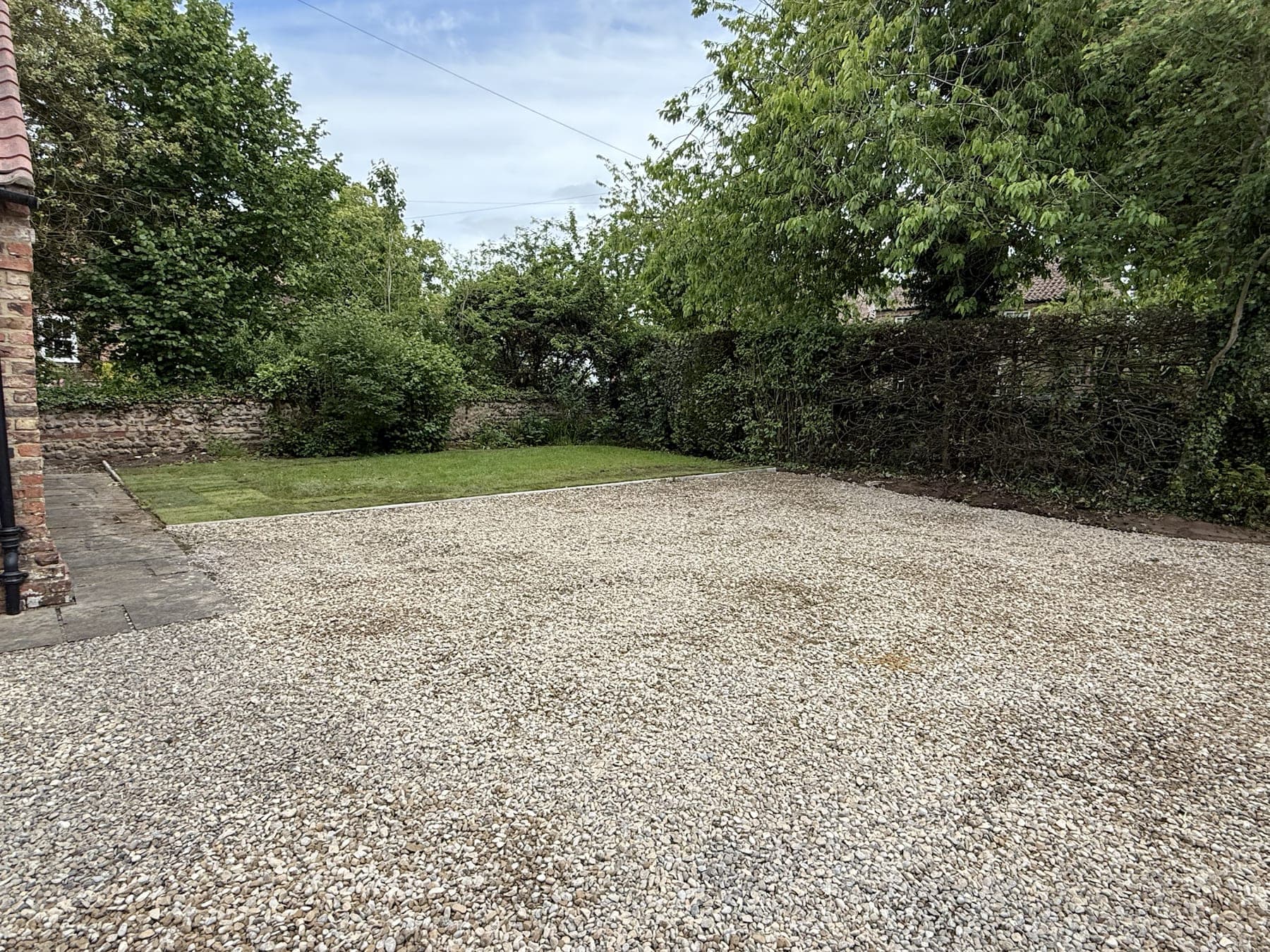 Gravel Driveway & Timber Gate — image 3