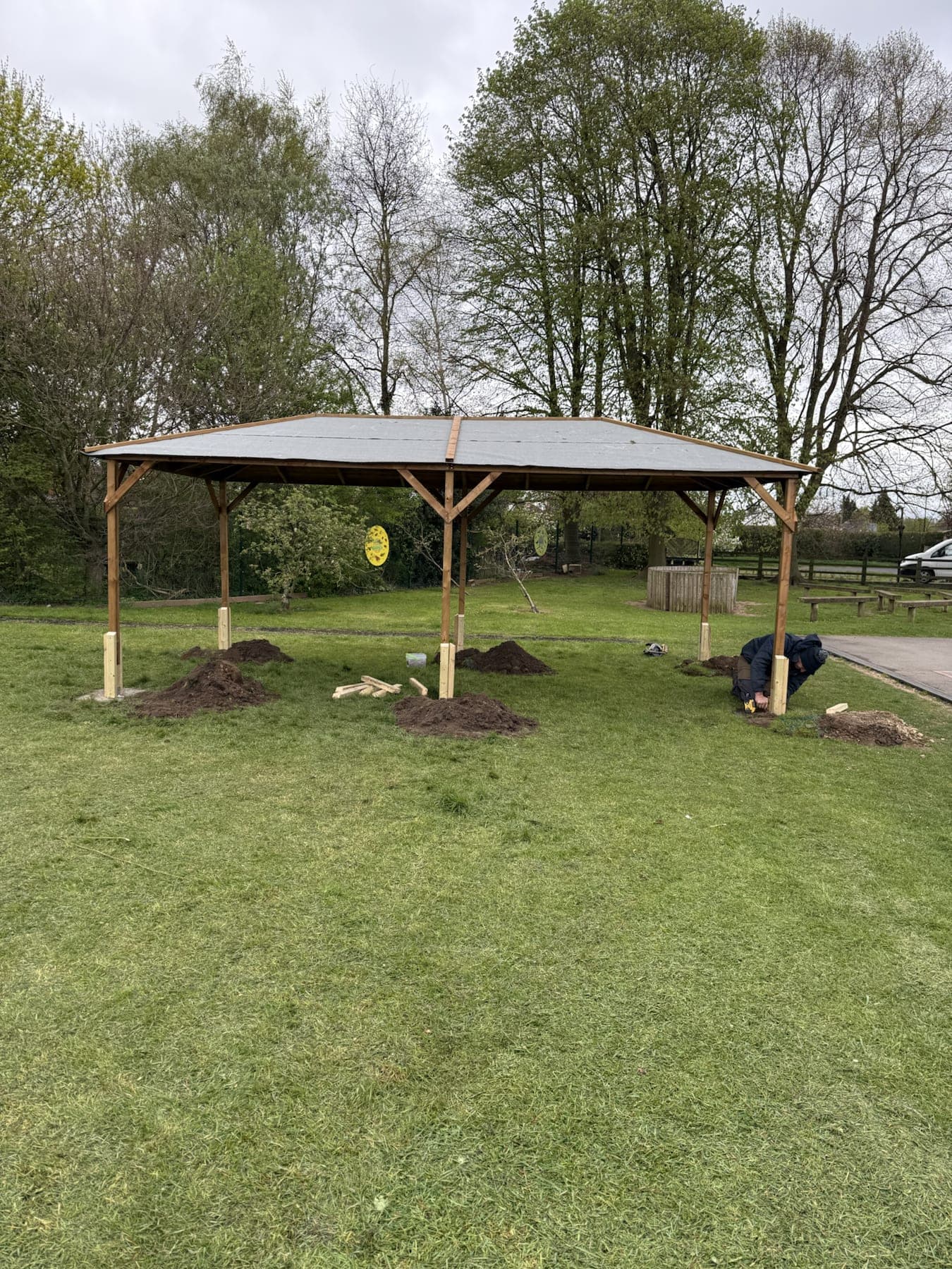 Pergola & Gravel Seating Area — image 5