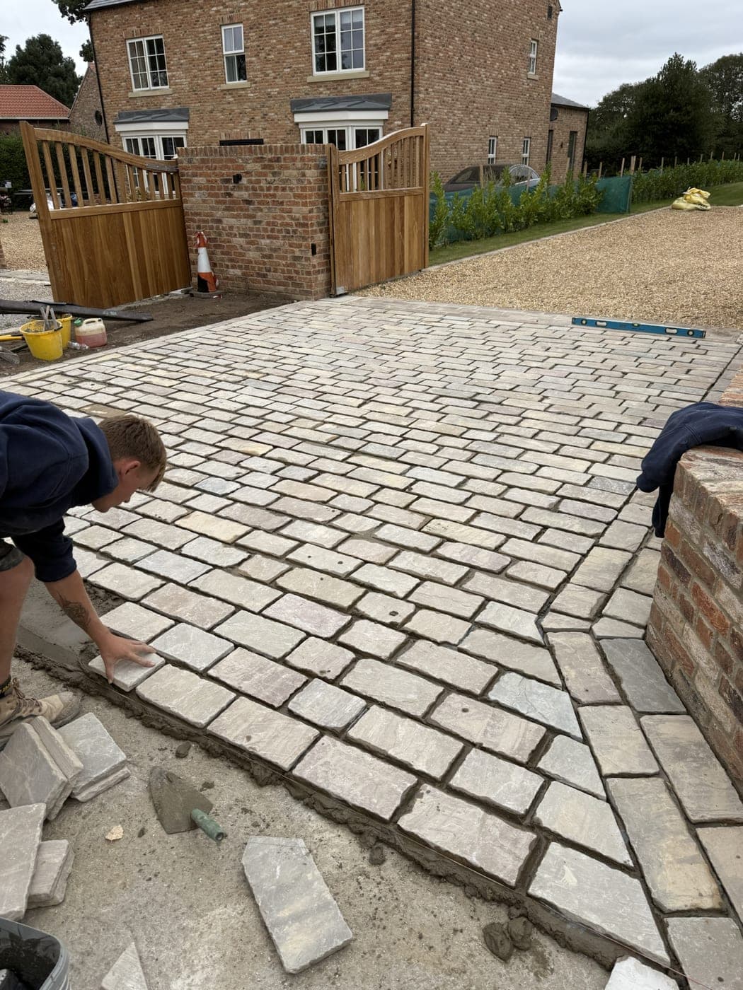 Reclaimed Stone Sett Courtyard — image 1