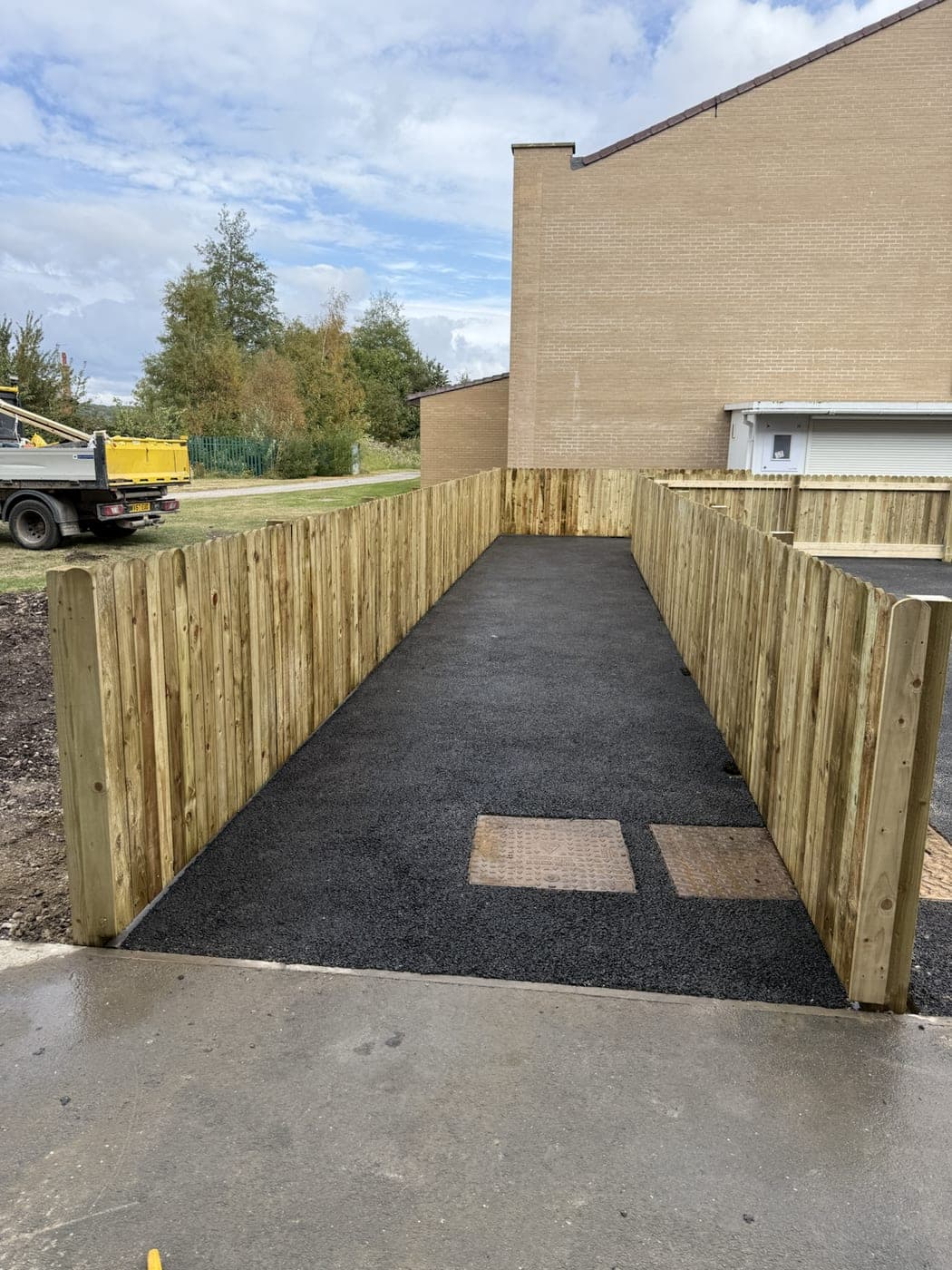 School Access Decking & Tarmac Path — image 6